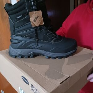Eddie Bauer Men's Black Snow Boots